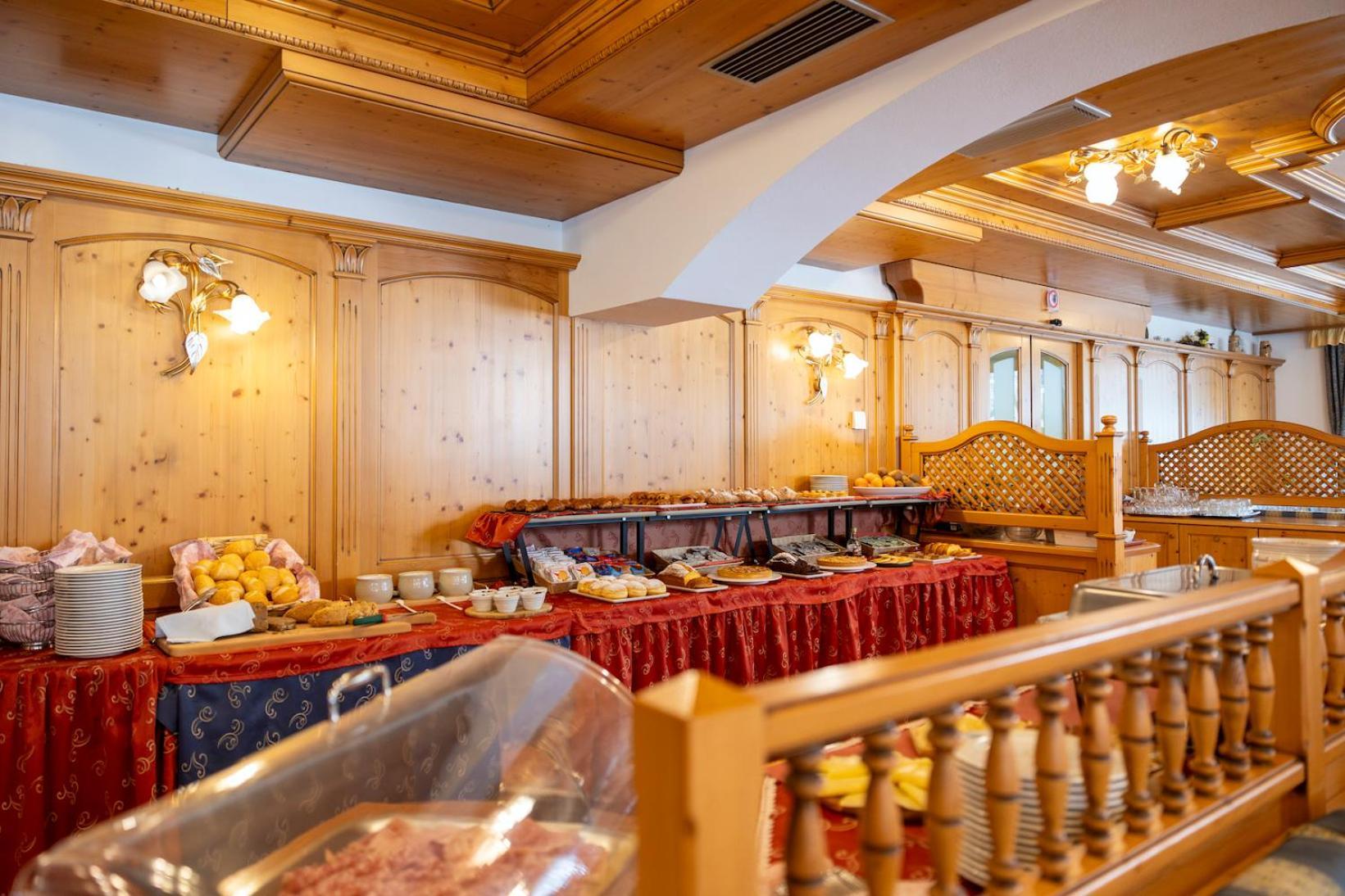 Sport Hotel Cristal Falcade Zewnętrze zdjęcie